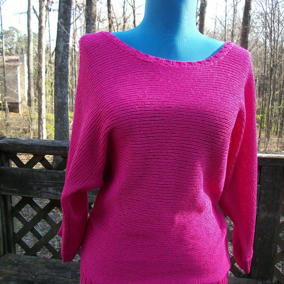 NY & Company Cold Shoulder Doleman Sleeve Top - S - Picture 2 of 8